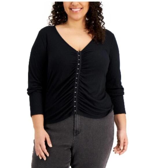 New Hippie Rose Trendy Plus Size Ruched Hook-and-Eye-Front Top 2X, shirt - Picture 4 of 8